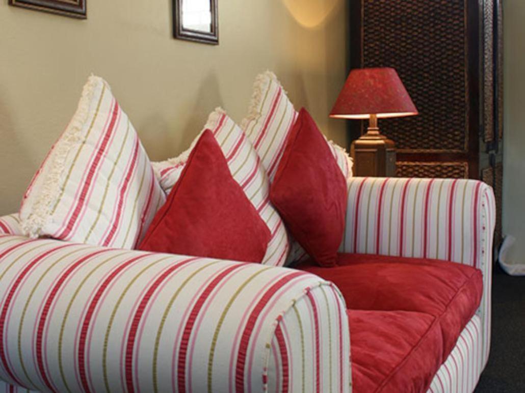 Auberge La Dauphine Guest House Franschhoek Extérieur photo